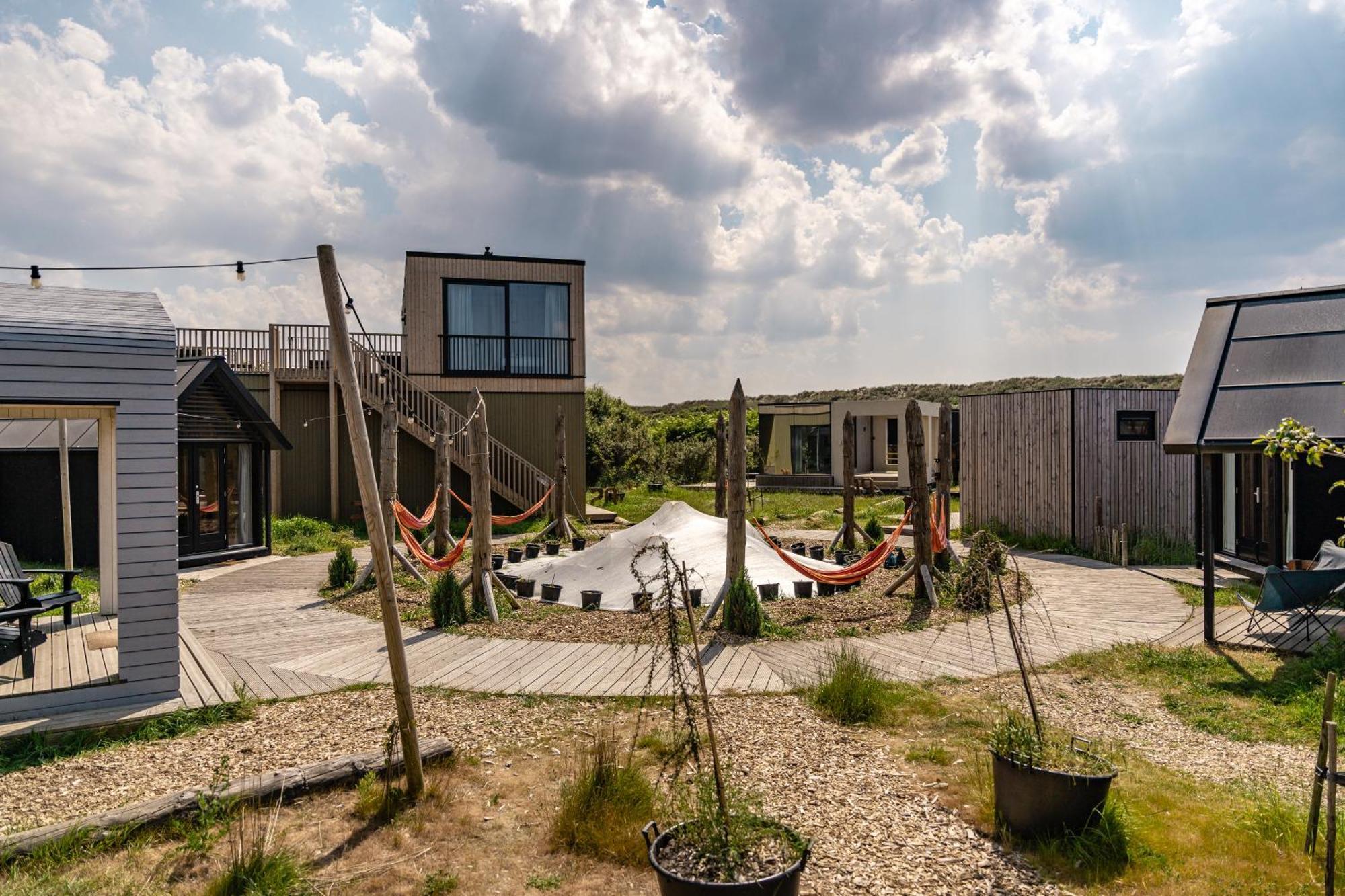 Basecamp Tiny House Eco-Resort Ijmuiden IJmuiden Exterior foto