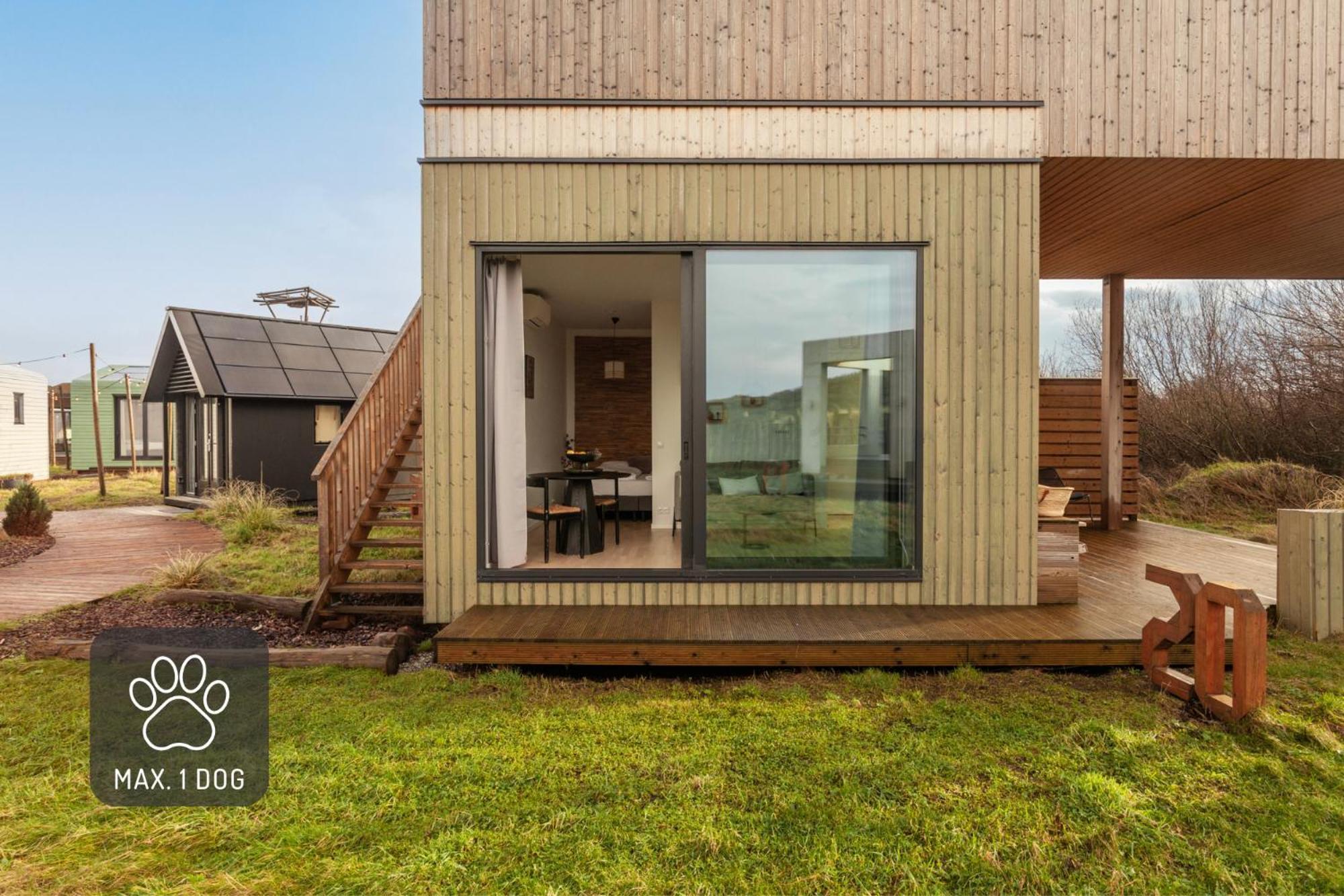Basecamp Tiny House Eco-Resort Ijmuiden IJmuiden Exterior foto